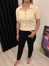 Premium Seri Taşlı Gömlek Yaka Basic Fitilli Triko Tişört Krem