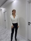 Vatkalı Önden Büzgülü Bluz 