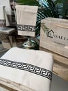 Nevresim Takımı Versace Model Siyah Nakış (King Size)