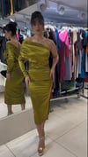 Degaje yaka büzgülü bodycon gece elbisesi