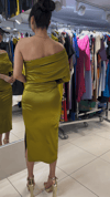 Degaje yaka büzgülü bodycon gece elbisesi