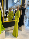 HELİN Kolları Tüylü Drape Detaylı V Yaka Balık Model Abiye Elbise