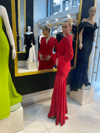 HELİN Kolları Tüylü Drape Detaylı V Yaka Balık Model Abiye Elbise