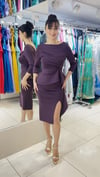 Peplum Detaylı Tek Omuz Yırtmaçlı Midi Elbise (Balon Kol)