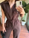 GÜMÜŞ FERMUAR DETAYLI KETEN TAKIM - KAHVE
