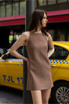 kisa-elbise-80977d.jpg