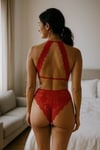 Kadın Siyah Halter Yaka Göğüs Dekolteli Dantel Bralet Takım