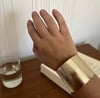 14K Altın Kaplama Desenli En:9 Cm Kelepçe Bileklik