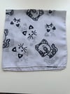 Beyaz Renk Kedi Figürlü %100 Koton Bandana