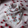 Beyaz Üzerine Kiraz Desenli%100 Koton Bandana
