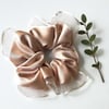 Krem Kenarları Tül  Scrunchie Büyük Boy Simit Toka