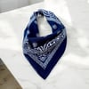 Lacivert Renk Etnik Desenli %100 Koton Bandana