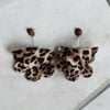 Leopar Desenli Sallantılı Küpe