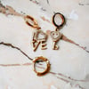 Özel Seri Gold Renk Love Yazılı Zirkon Taşlı Üçlü Küpe Seti