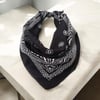 Siyah Renk Etnik Desenli %100 Koton Bandana