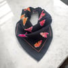 Siyah Renk Kumaş İçi Kelebek Desenli 100% Koton Bandana