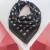 Siyah Renk Kurukafa desenli %100 Koton Bandana