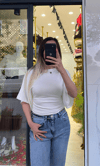 Beyaz Belden Oturtmalı Yarasa Kol Bluz