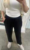 Müslin Kumaş Bilek Paça Pantolon - Siyah