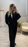Siyah Önü Dikiş Detaylı Sweat Takım