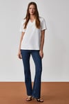 ALINE Kadın %100 Organik Pamuk Derin V Yakalı Comfort Fit Beyaz T-Shirt