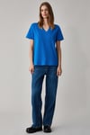 ALINE Kadın %100 Organik Pamuk Derin V Yakalı Comfort Fit Parlament Mavi T-Shirt