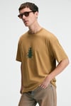 BOLD Erkek %100 Pamuk Oversize Fit Baskılı Kısa Kollu Yuvarlak Yakalı Koyu Bej T-Shirt