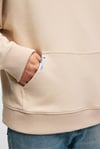 CLAY Erkek %100 Pamuk Kapüşonlu Çıtçıtlı Baskılı Cebi Süs Etiketli Krem Sweatshirt