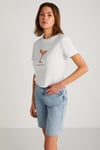 IVONNE Kadın Cocktail Baskı Desenli Kısa Kollu Organik Pamuklu Bisiklet Yaka Crop Beyaz T-Shirt