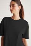 Jemmy Kadın %100 Organik Pamuk Relaxed Fit Yırtmaçlı Yuvarlak Yakalı Siyah T-Shirt