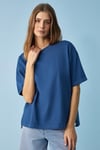 Jemmy Kadın %100 Organik Pamuk Relaxed Fit Yırtmaçlı Yuvarlak Yakalı İndigo T-Shirt