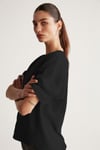Jemmy Kadın %100 Organik Pamuk Relaxed Fit Yırtmaçlı Yuvarlak Yakalı Siyah T-Shirt