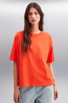 Jemmy Kadın %100 Organik Pamuk Relaxed Fit Yırtmaçlı Yuvarlak Yakalı Kırmızı T-Shirt
