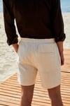 LEYTON Erkek Relaxed Fit Çift Cepli Beli Lastikli Keten Karışımlı Dokuma Ekru Şort & Bermuda