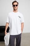 LIGHT Erkek Organik Pamuklu Bisiklet Yakalı Nakış Ve Baskı Detaylı Oversıze Fit Beyaz T-Shirt