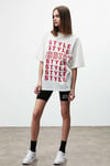 MAYBE Kadın Yazı Kalıp Baskılı Oversize Fit %100 Organik Pamuklu Bisiklet Yaka Beyaz T-Shirt