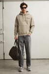 PLAIN Erkek Organik Pamuklu İçi Polarlı Kangru Cepli Bakılı Rwgular Taş Rengi Sweatshirt