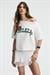 QALY Kadın Kayık Yaka Tek Omuz Kısa Kol Ön Ve Arka Baskı Detaylı Relaxed Ekru T-Shirt