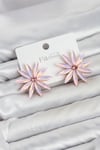 Pembe Kristal Taşlı Lotus Model Kadın Küpe
