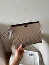 Camel Desenli Clutch Marka Model Çanta