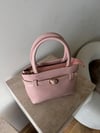 Pembe Mini Manu Çapraz Askılı Çanta