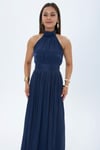 4128-Lacivert Halter Yaka Piliseli Maxi Elbise