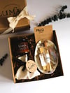 Enerji Temizleme Ritüel Set - (Palo Santo Tütsü, İncili Deniz kabulu Macabe Tütsülük, Sedir Ağacı Soya Mum)