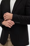 Wesley Erkek Siyah İtalyan Çizgili Kaşe Kumaşlı Yarım Astar Torba Cepli Mono Yaka Spor Blazer Ceket