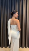 Ekru Tek Omuz Kristal İşlemeli Drape Abiye
