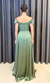 Mint Yeşili Saten Düşük Omuz Drape Detaylı Uzun Abiye Elbise