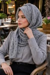 Gri Siyah Baskılı Şapka Şal