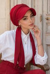 Kırmızı Fularlı Şapka Bone