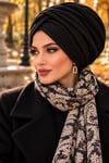 Siyah Çelik Örme Kışlık Burgu Bone – Şık ve Hacimli Tasarım