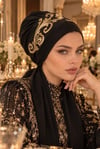 Siyah Gold Detaylı Atkılı Abiye Bone